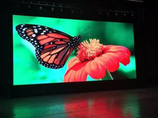 室內(nèi)全彩led顯示屏的價(jià)格是多少錢(qián)？