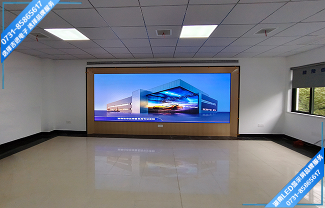 株洲某縣城綜治監(jiān)控指揮中心LED顯示屏